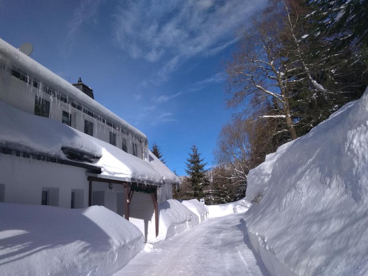 Greizer Kammhuette Gaststaette & Pension Klingenthal Exterior photo
